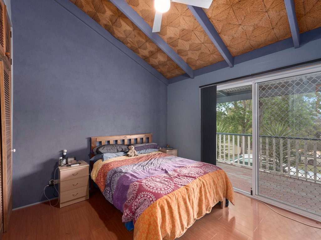 14 Bent Street NANA GLEN 5