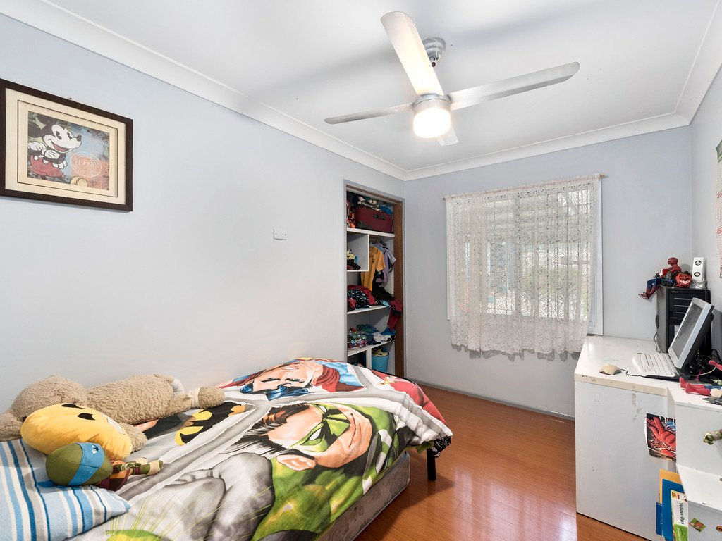 14 Bent Street NANA GLEN 7