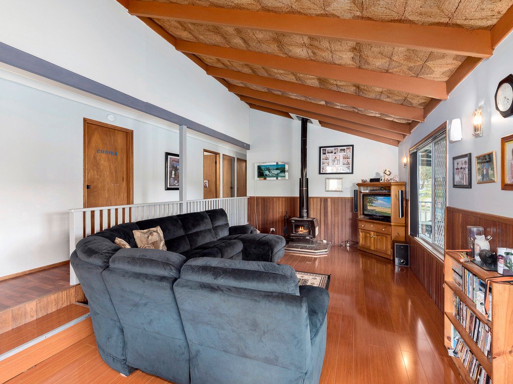 14 Bent Street NANA GLEN 12