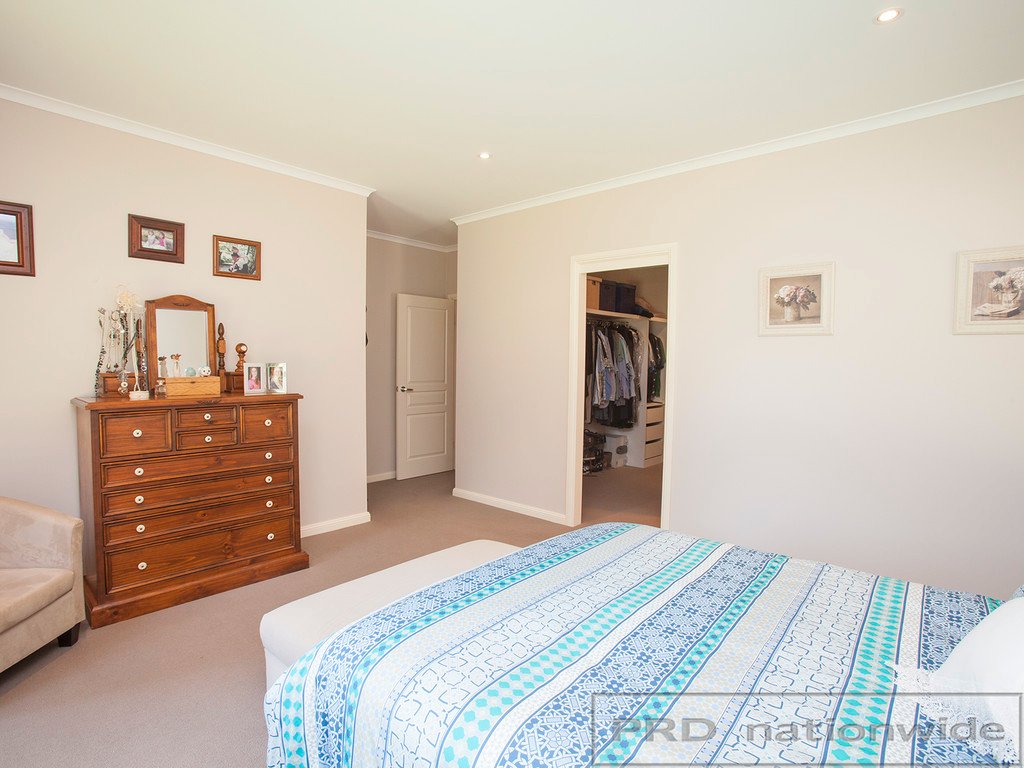 14 Bilby Close BELLBIRD 8