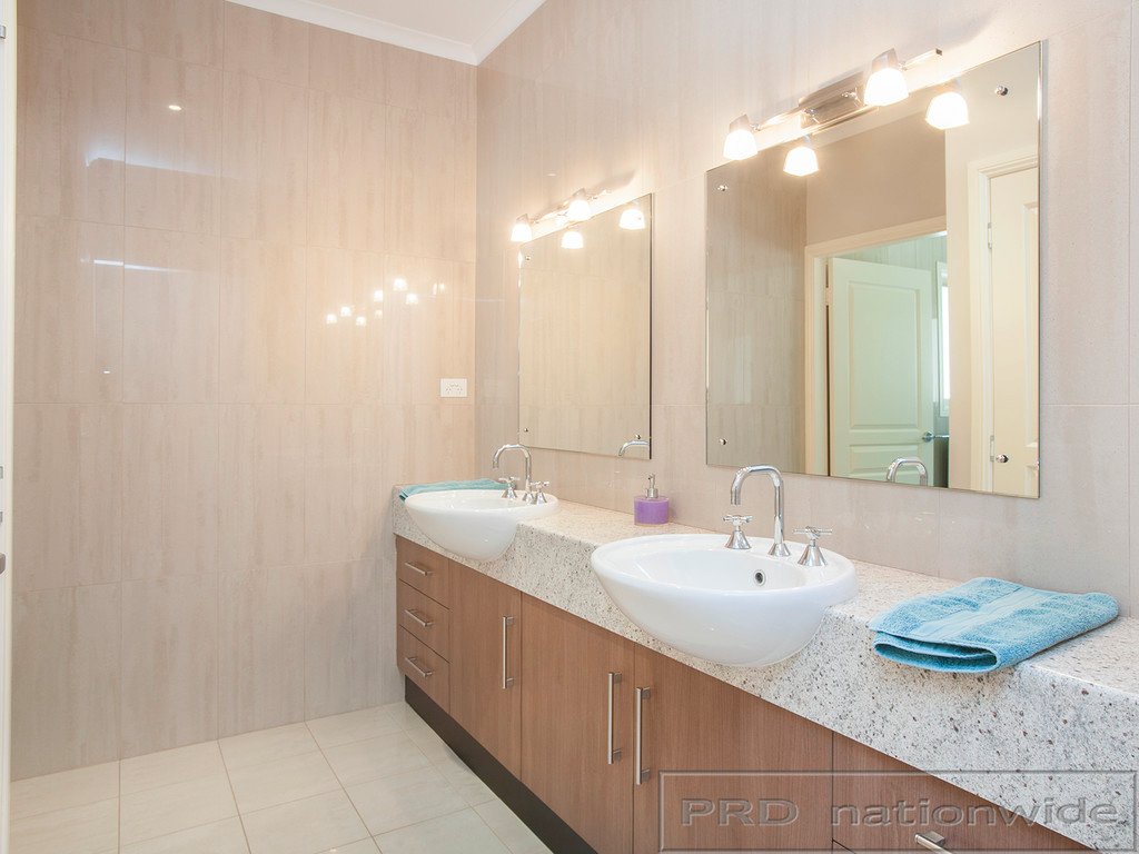 14 Bilby Close BELLBIRD 9