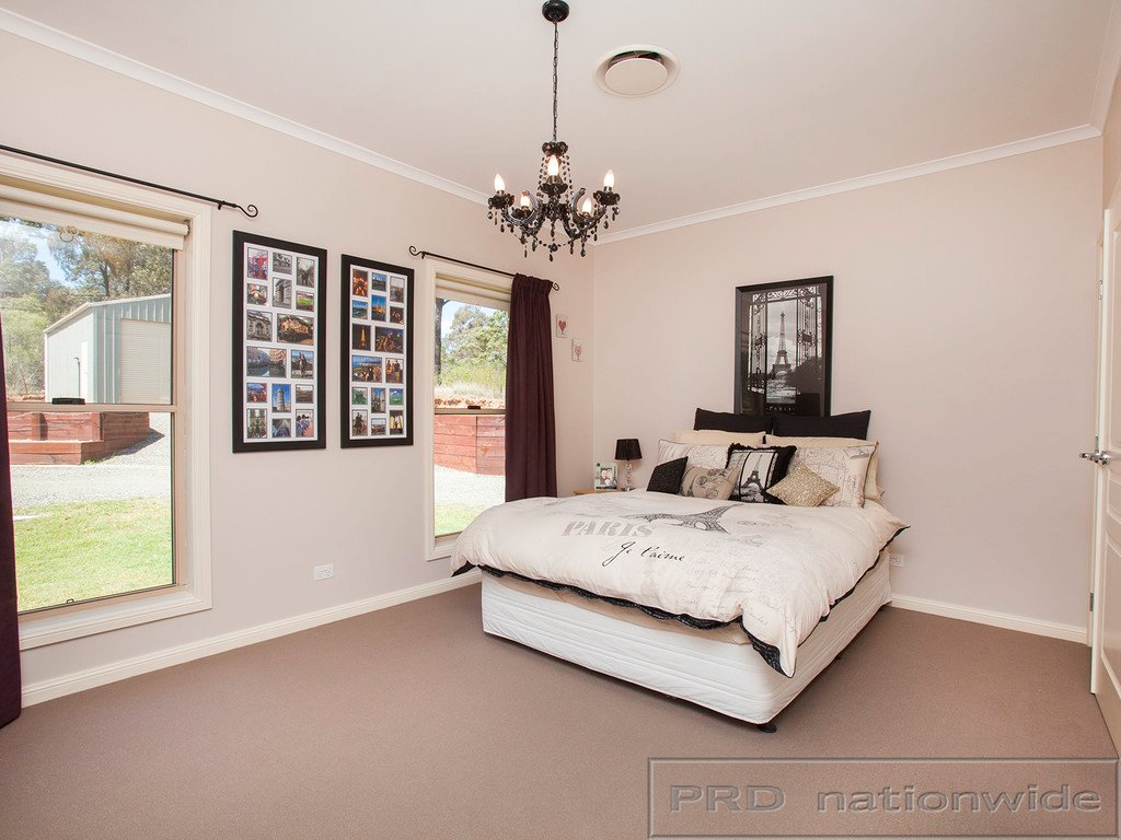 14 Bilby Close BELLBIRD 11