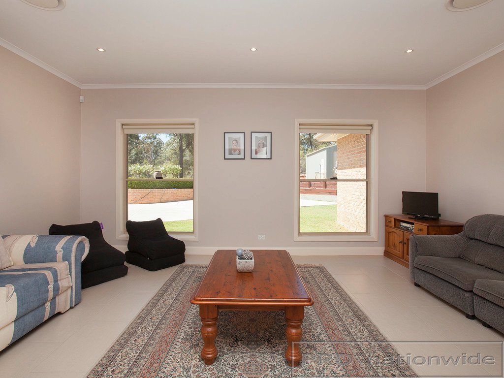 14 Bilby Close BELLBIRD 13