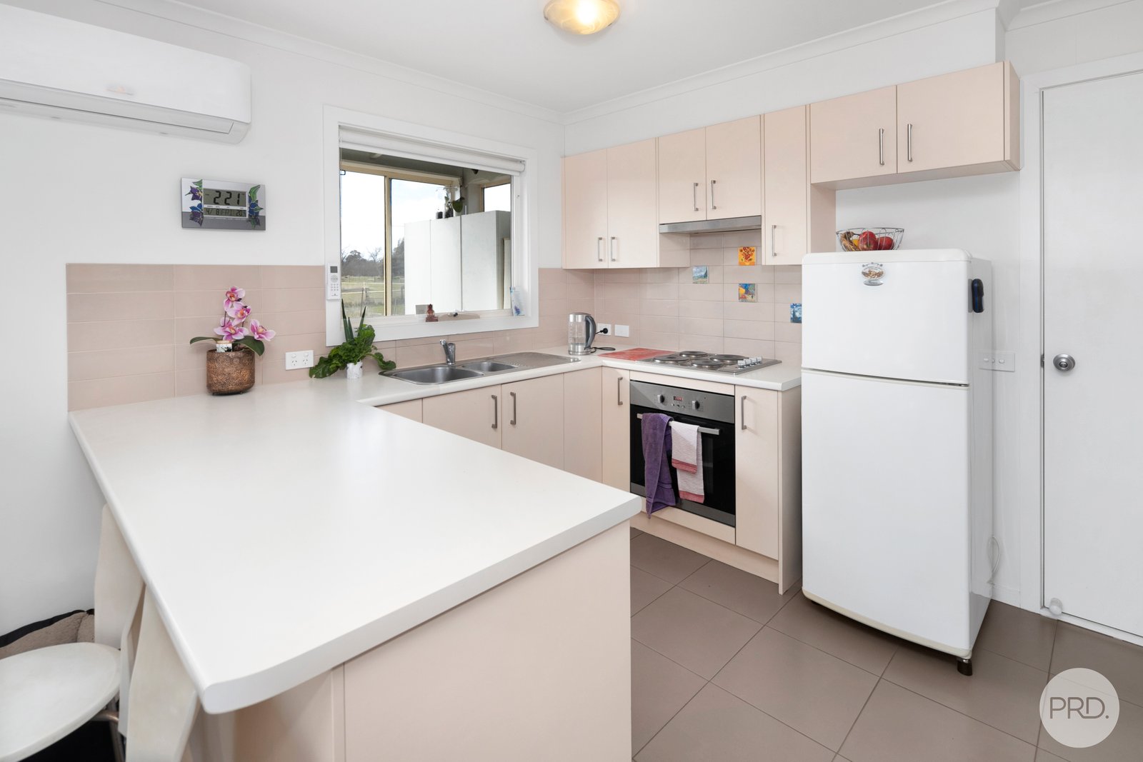 14 Birch Street SMEATON 3