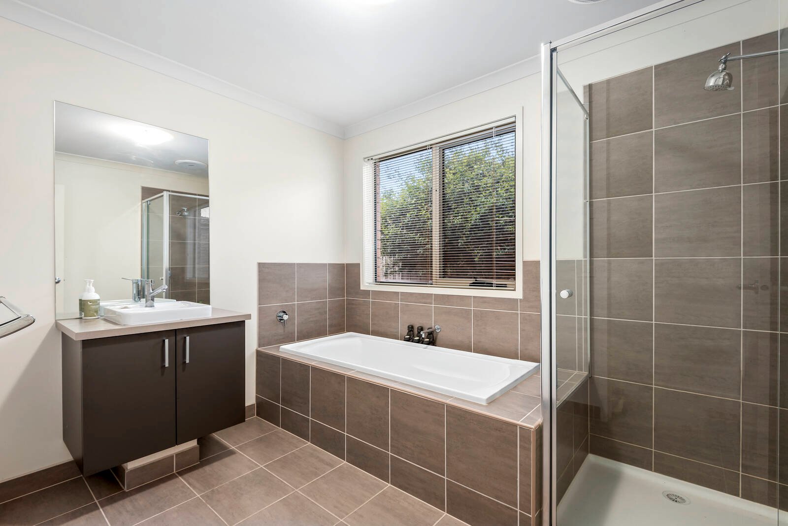 Real Estate and Property in 14 Birchbank Court, Leopold, VIC