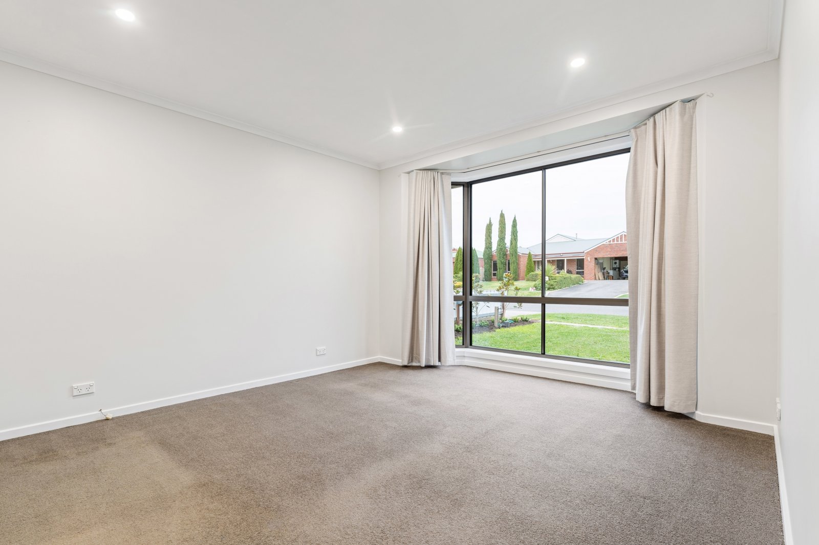 Real Estate and Property in 14 Blair Drive, Kyneton, VIC