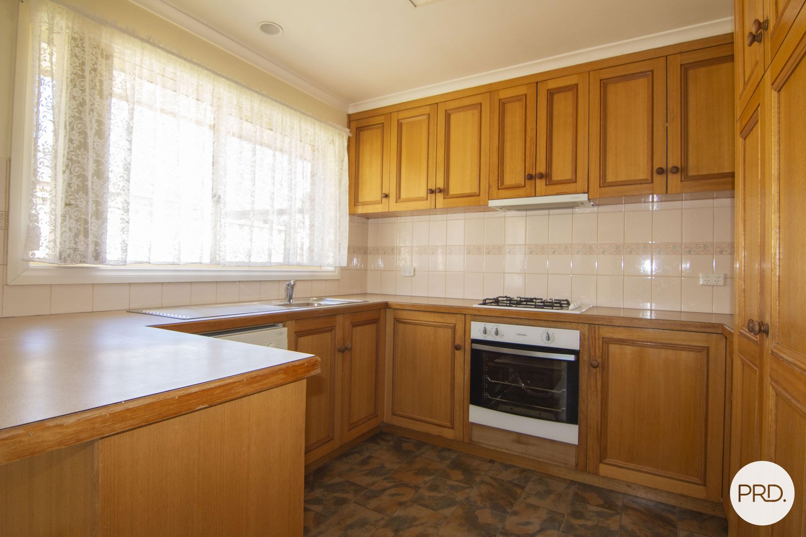 14 Blair Street GOLDEN POINT 2