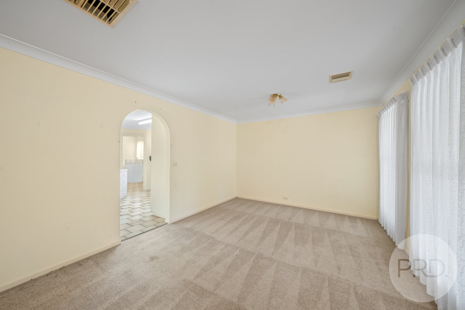 14 Brooklyn Drive BOURKELANDS 5