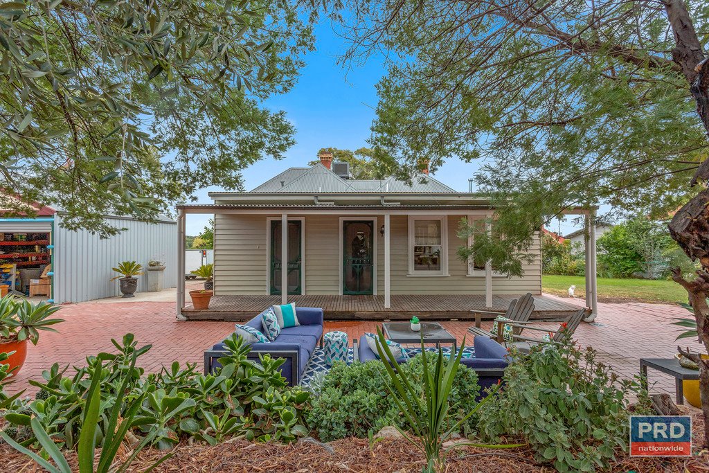 14 Brown Street NORTH BENDIGO 2