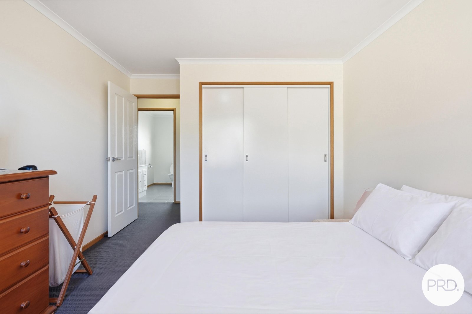 1/4 Burnett Street SORELL 11