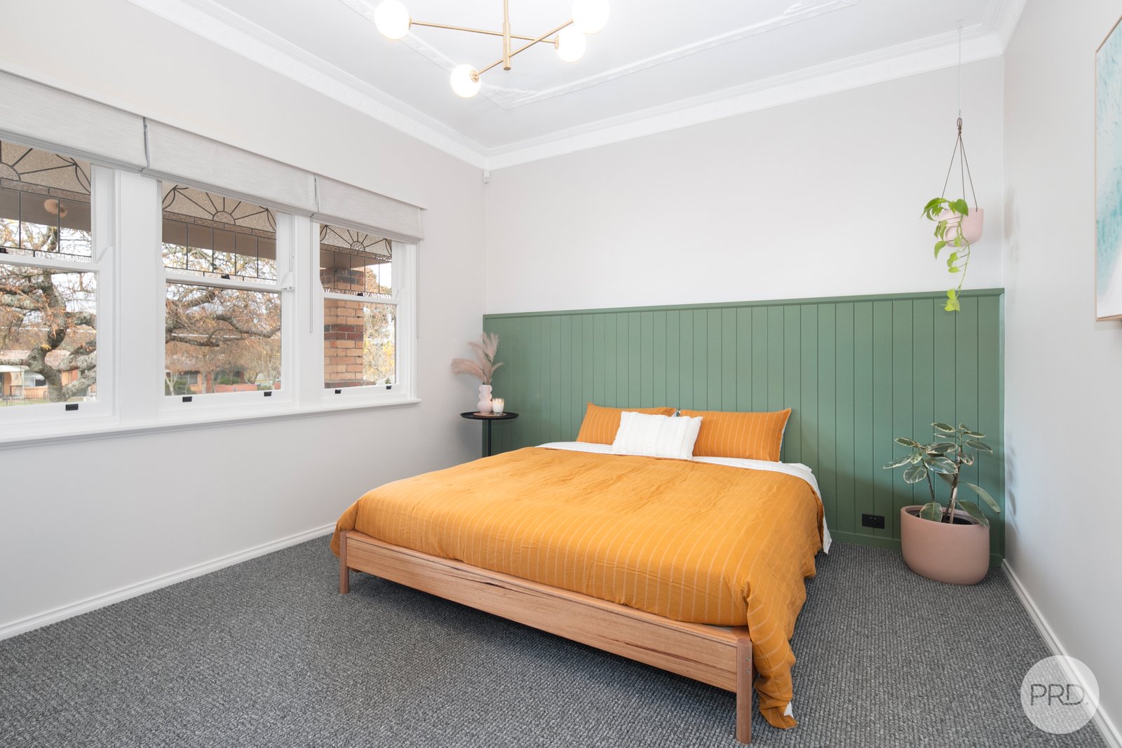 14 Campbells Crescent REDAN 4