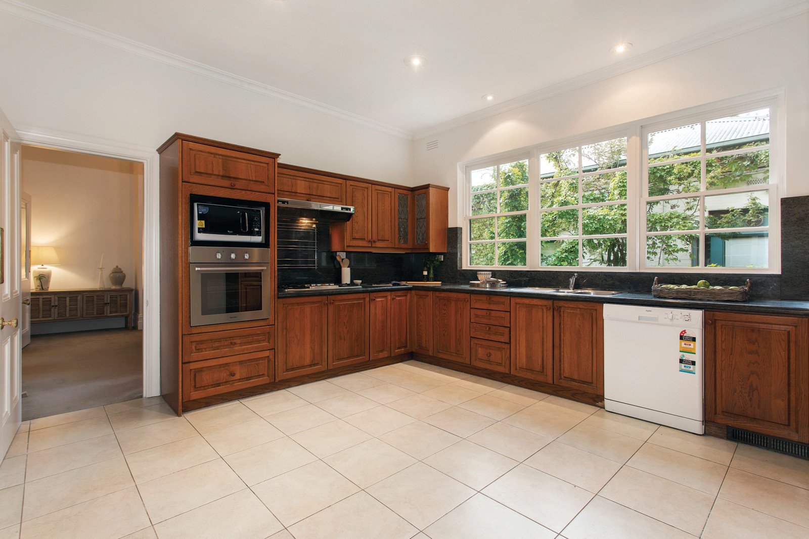 14 Canterbury Road, Toorak, VIC