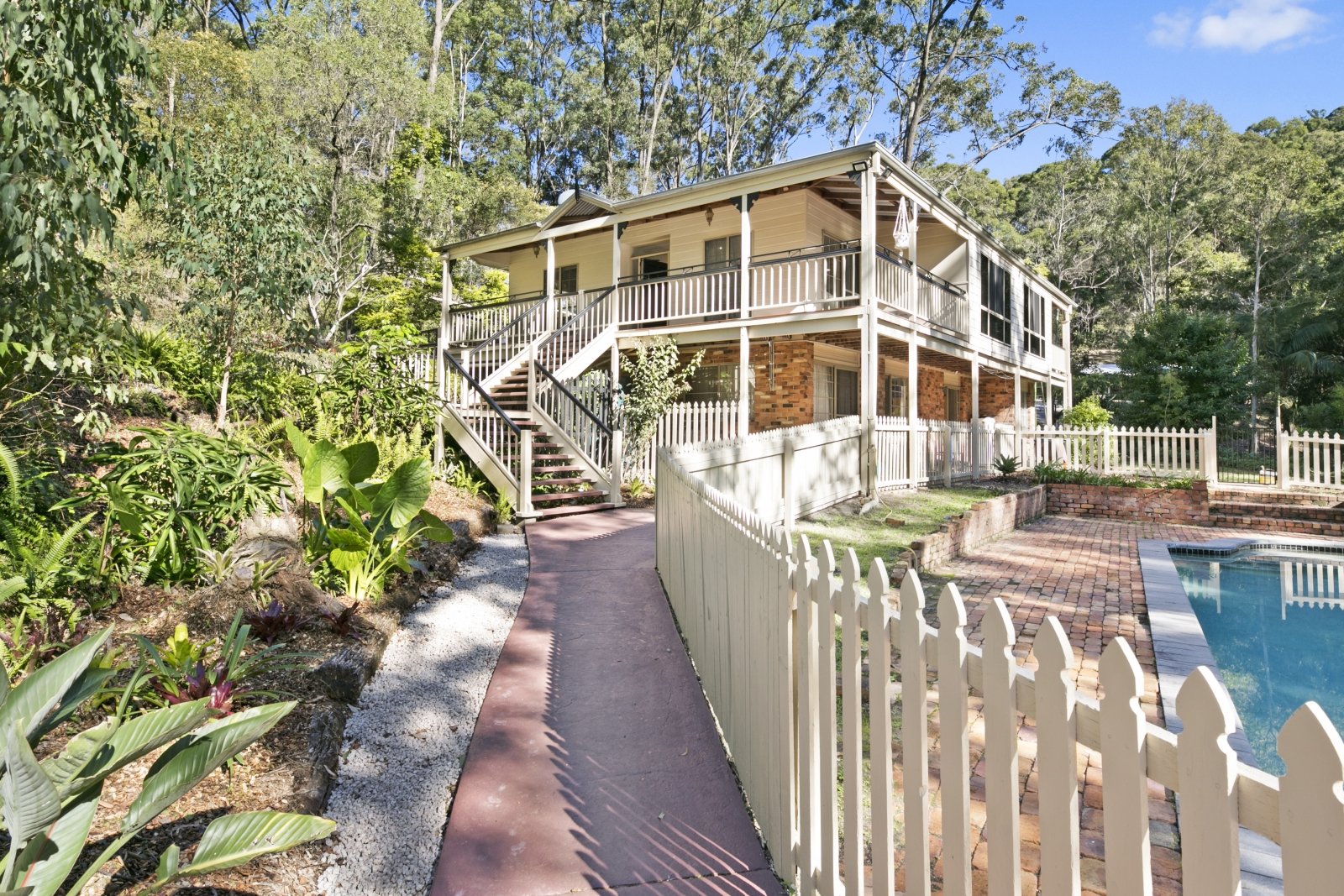 14 Carapook Crescent TALLEBUDGERA 6