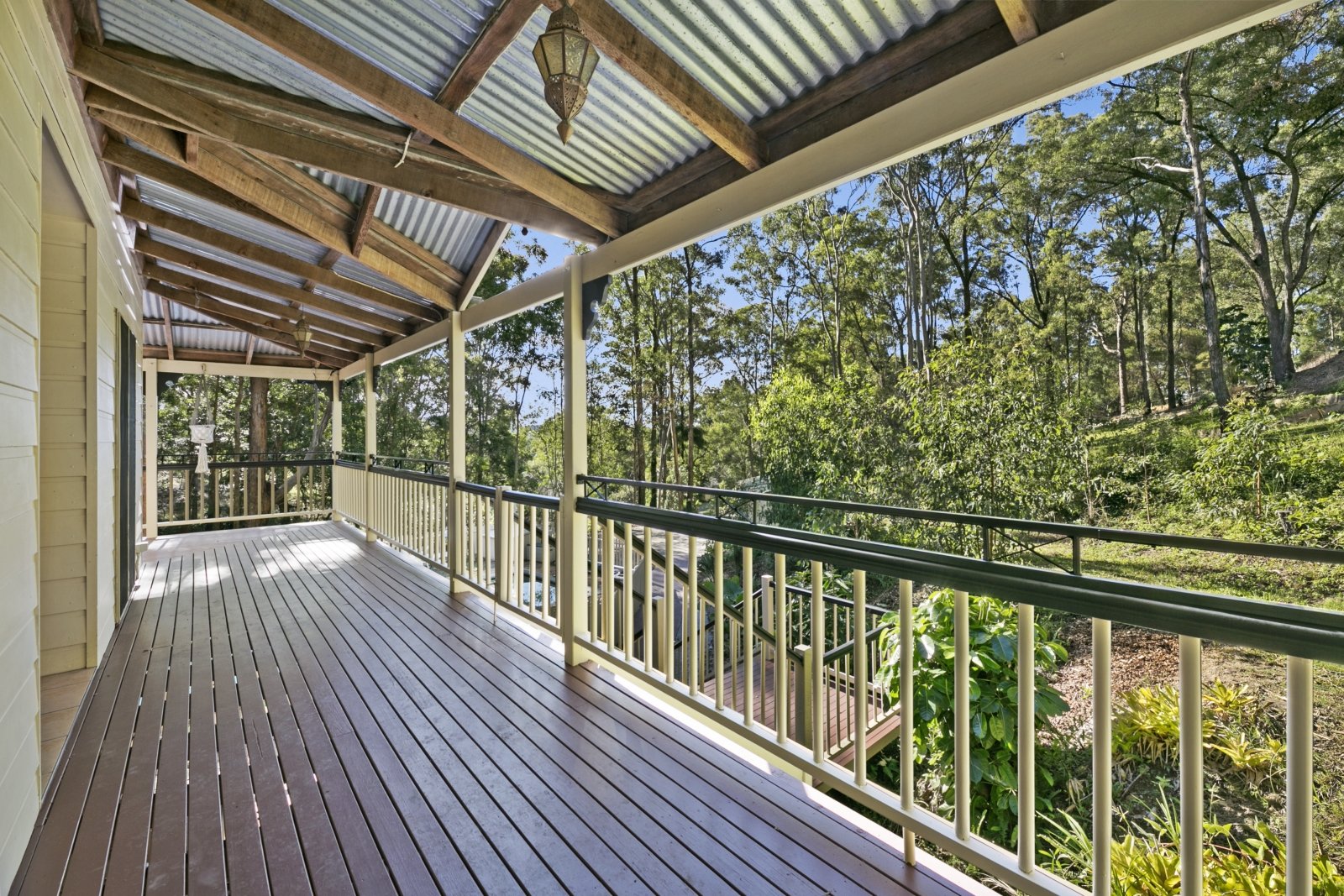 14 Carapook Crescent TALLEBUDGERA 8