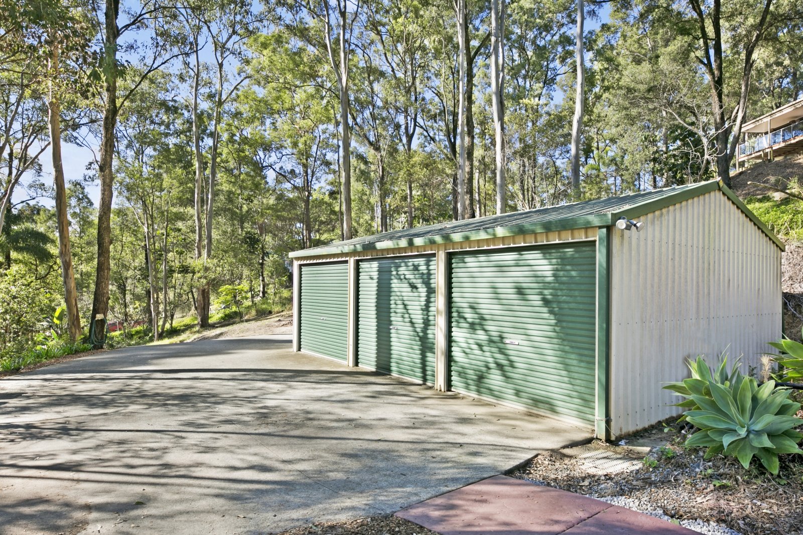 14 Carapook Crescent TALLEBUDGERA 11