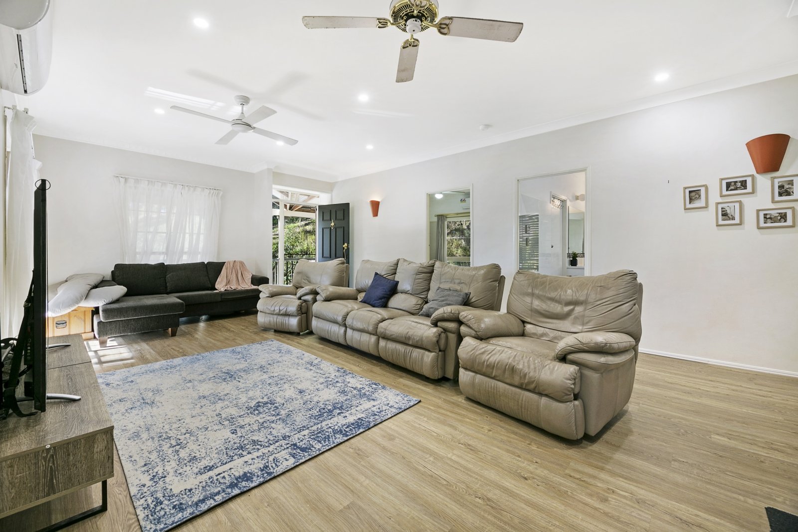 14 Carapook Crescent TALLEBUDGERA 15