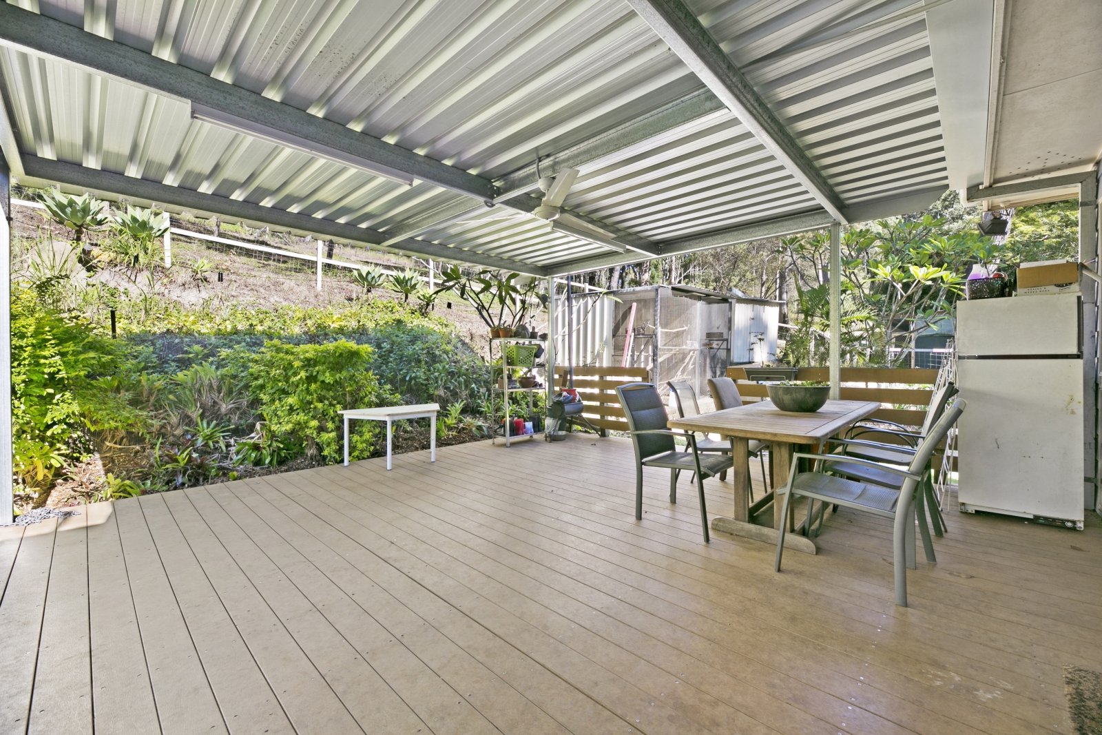 14 Carapook Crescent TALLEBUDGERA 21