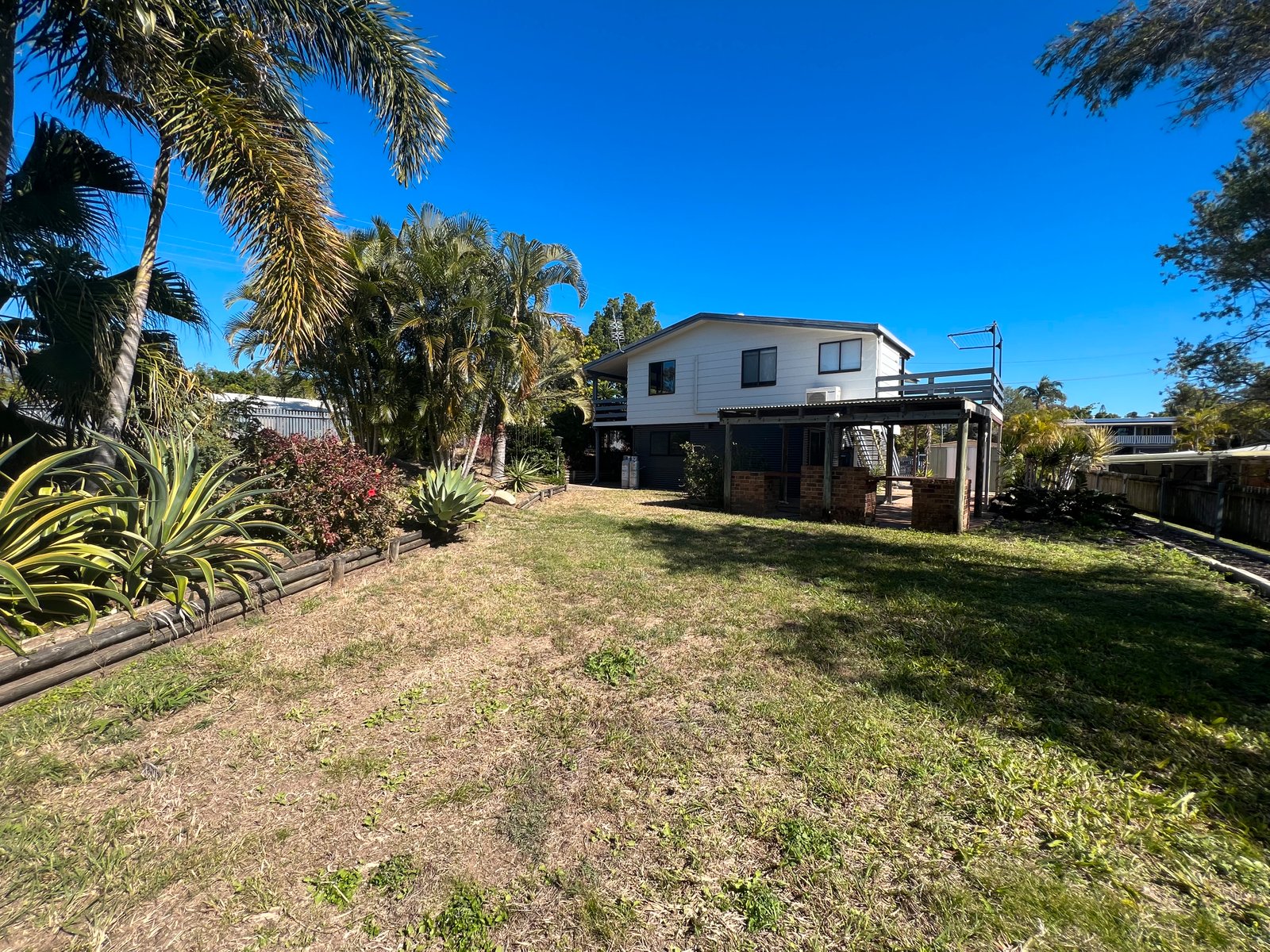 14 Carinya Drive CLINTON 4