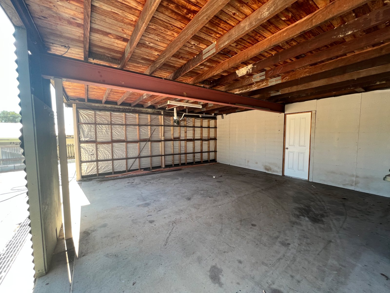 14 Carinya Drive CLINTON 20