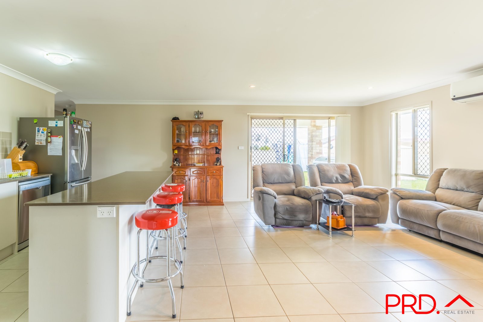 14 Carnegie Place TAMWORTH 5