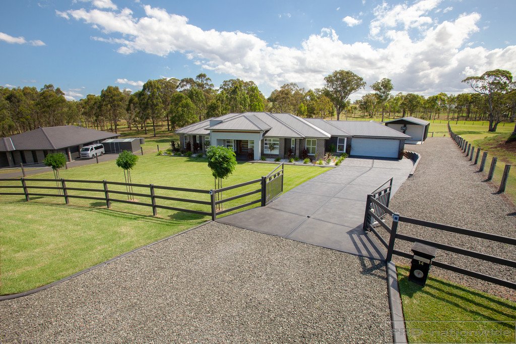14 Carnival Close WINDELLA 1