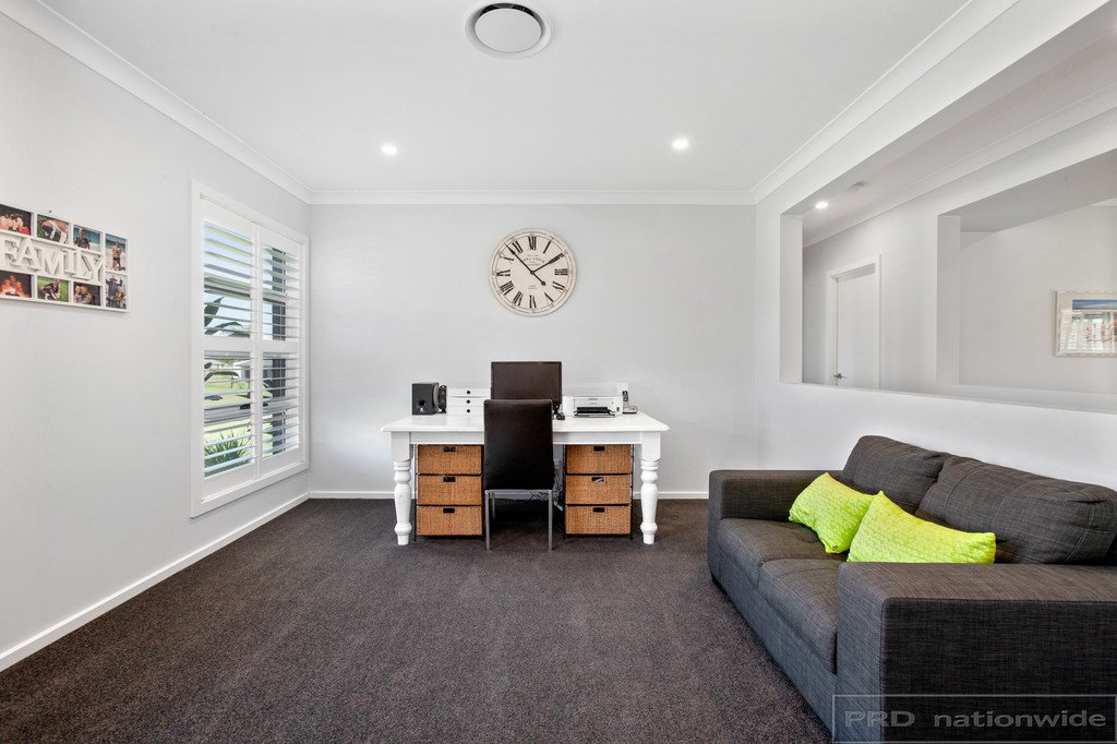 14 Carnival Close WINDELLA 4