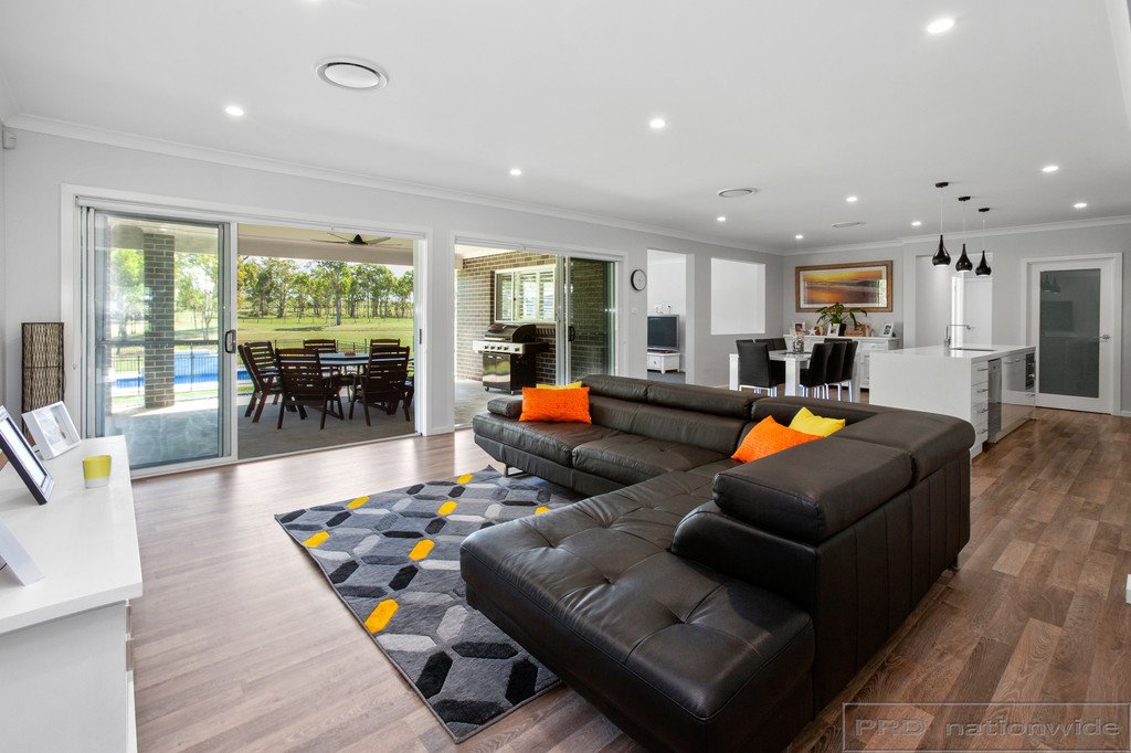 14 Carnival Close WINDELLA 6