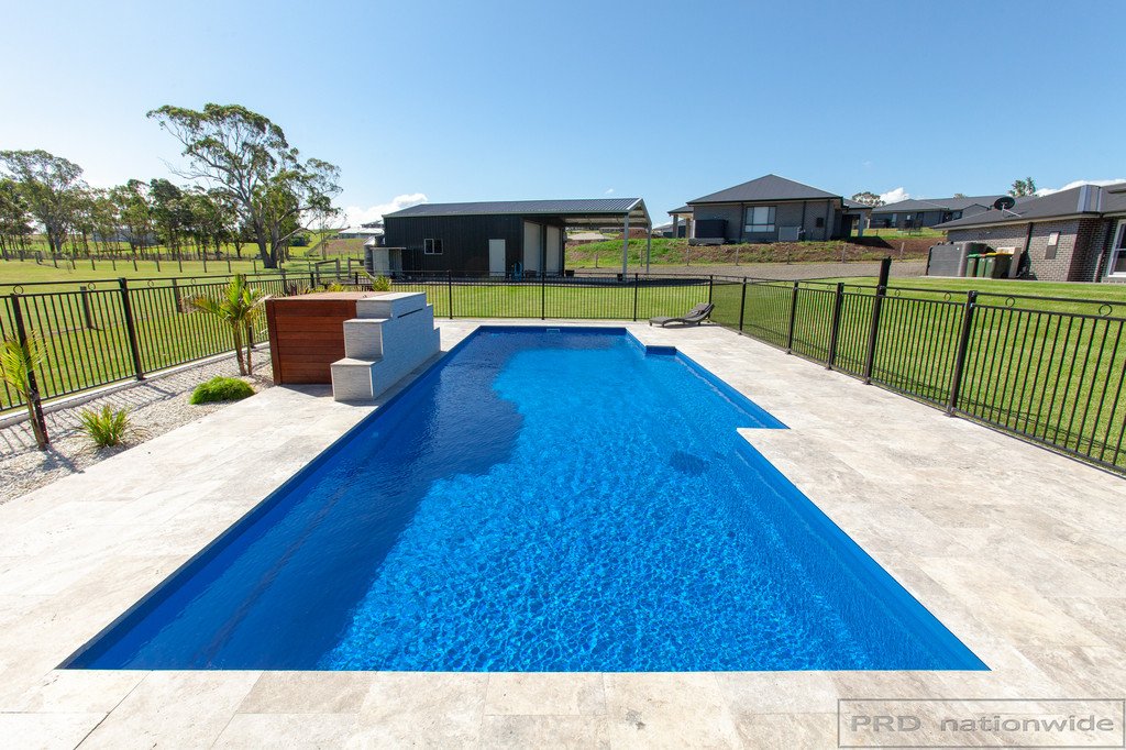 14 Carnival Close WINDELLA 19