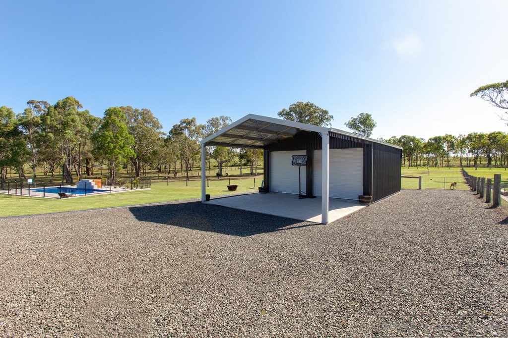 14 Carnival Close WINDELLA 21