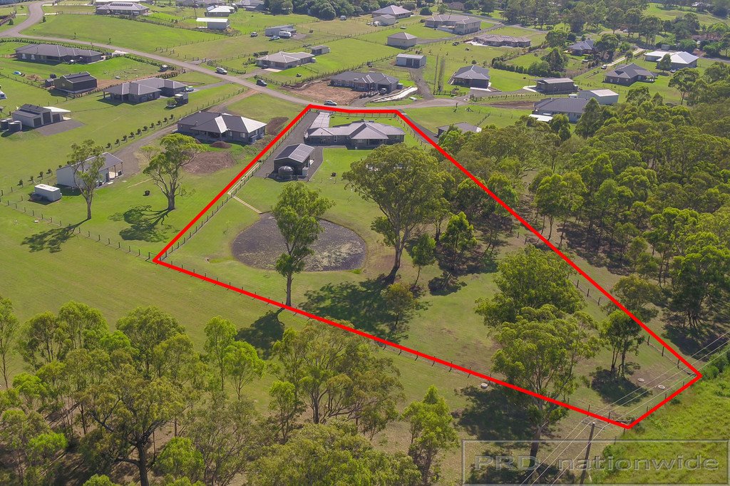 14 Carnival Close WINDELLA 26