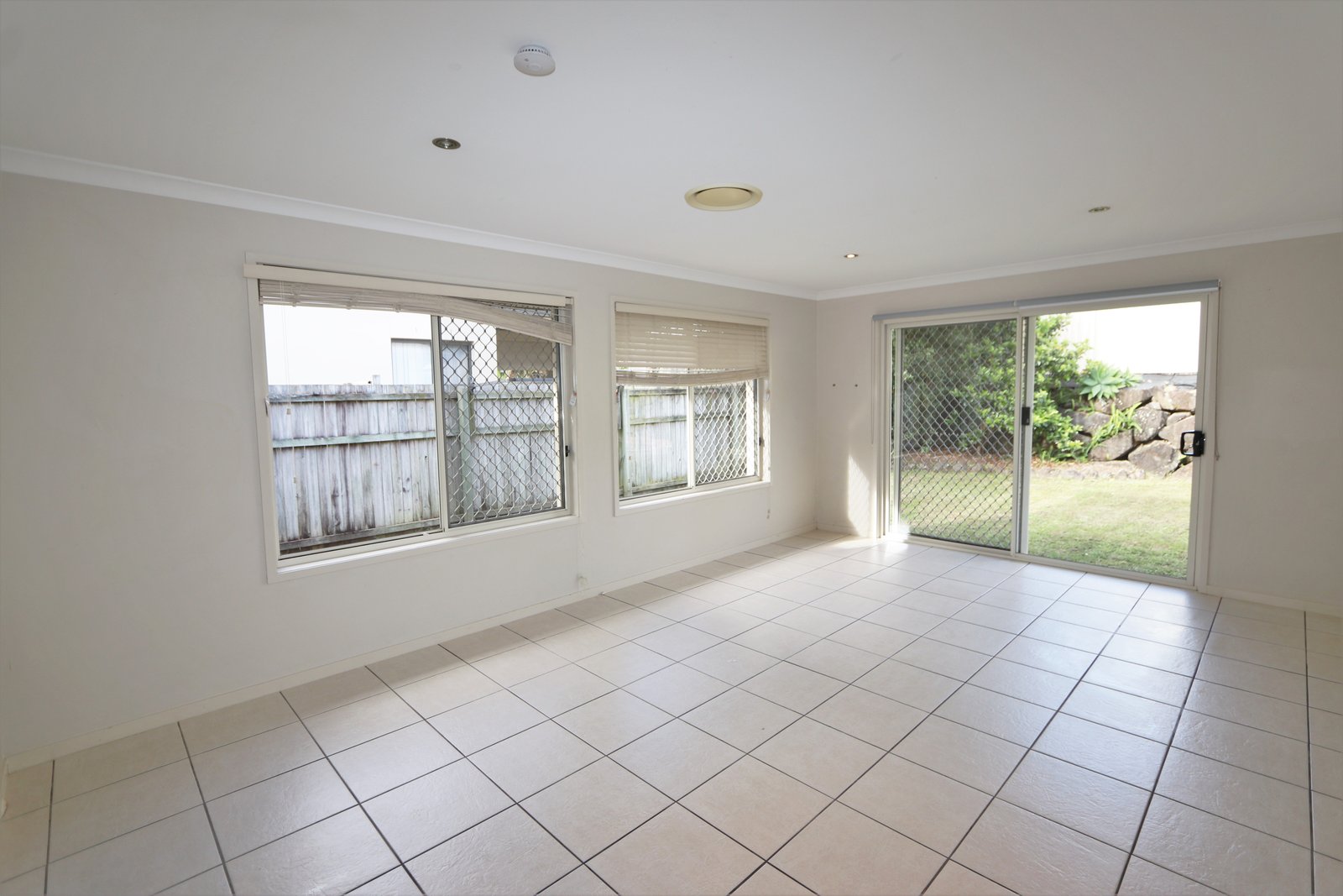 14 Casuarina Drive MOLENDINAR 10
