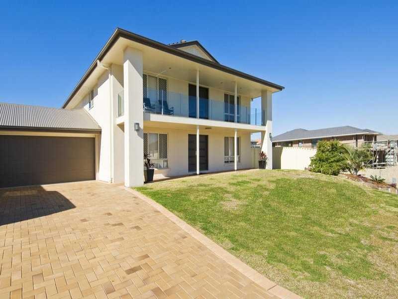 14 Casuarina Drive MOLENDINAR 2