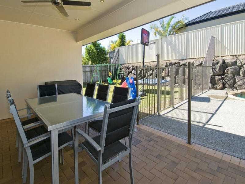 14 Casuarina Drive MOLENDINAR 5