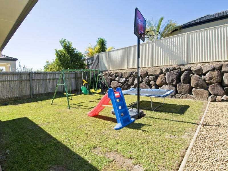 14 Casuarina Drive MOLENDINAR 6