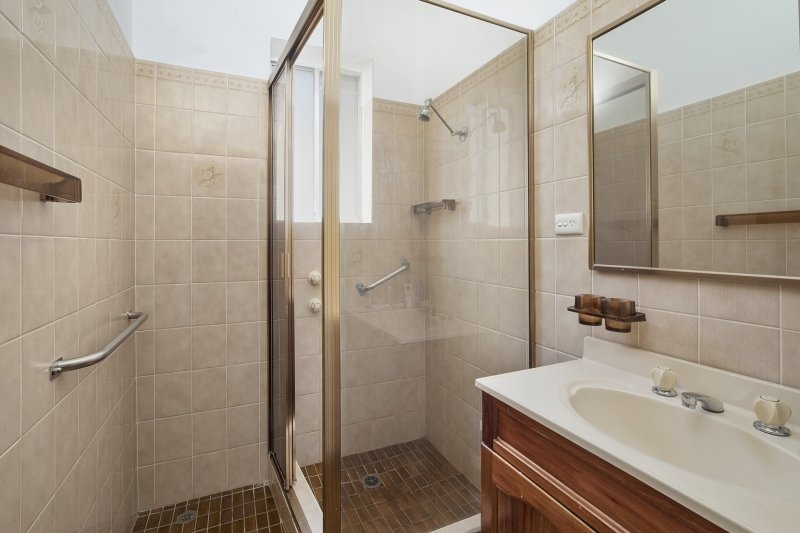 14 Cecil Street MONTEREY 5