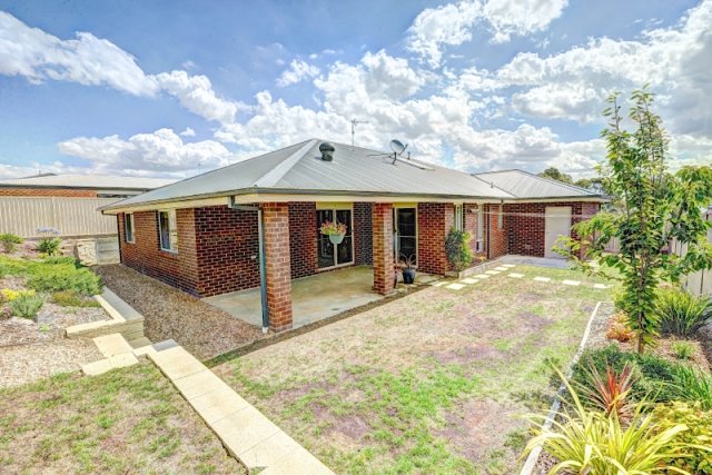 14 Cecile Court BALLARAT EAST 17