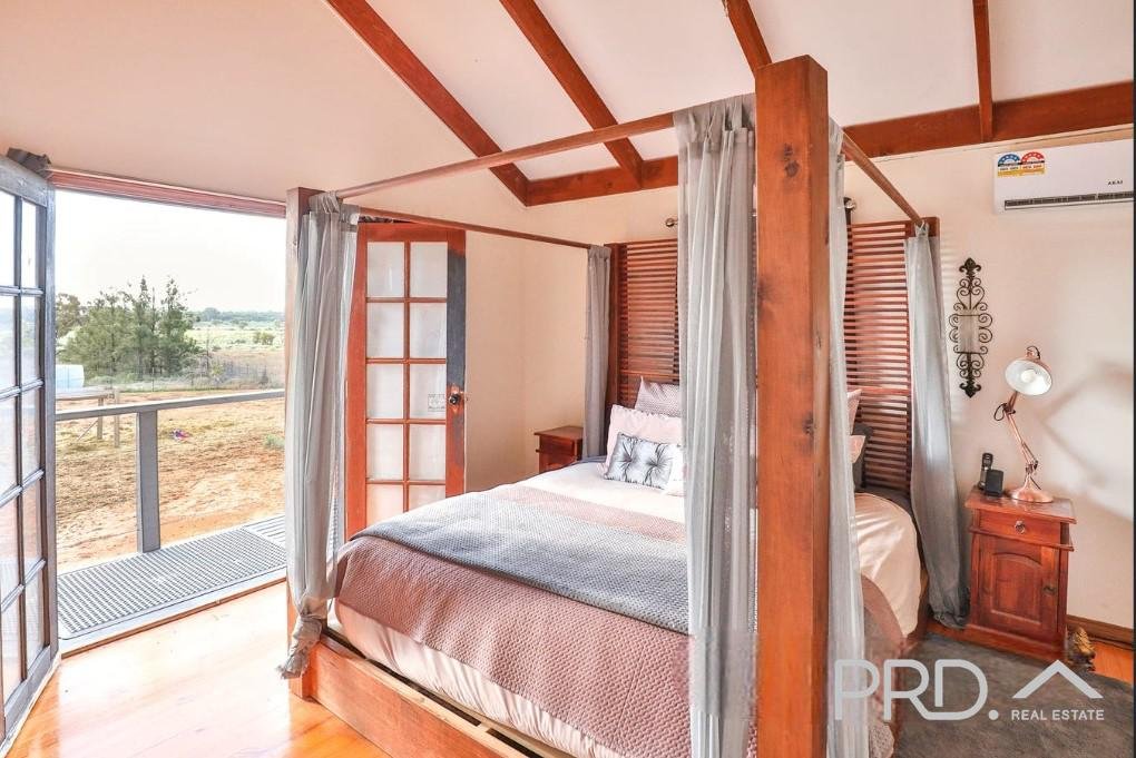 14 Chaffey Park Drive MERBEIN 5