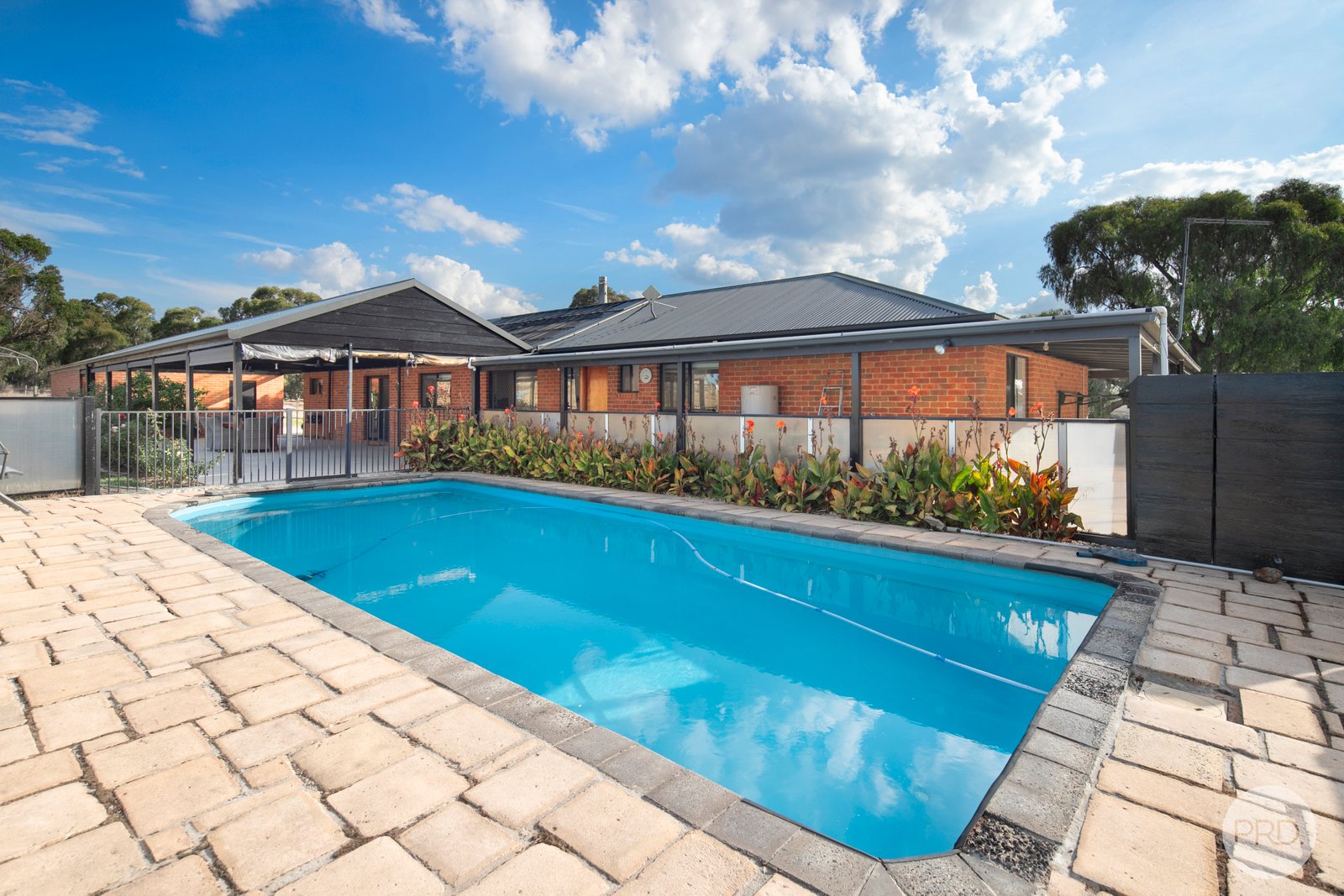 14 Chalk Hill Lane SCOTCHMANS LEAD 13