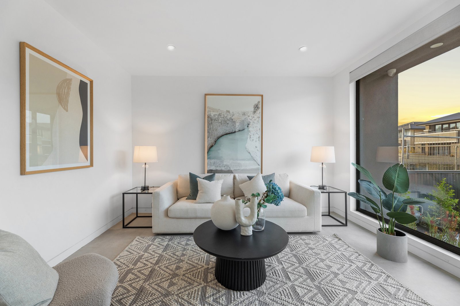 Gallery: 14 Chi Avenue