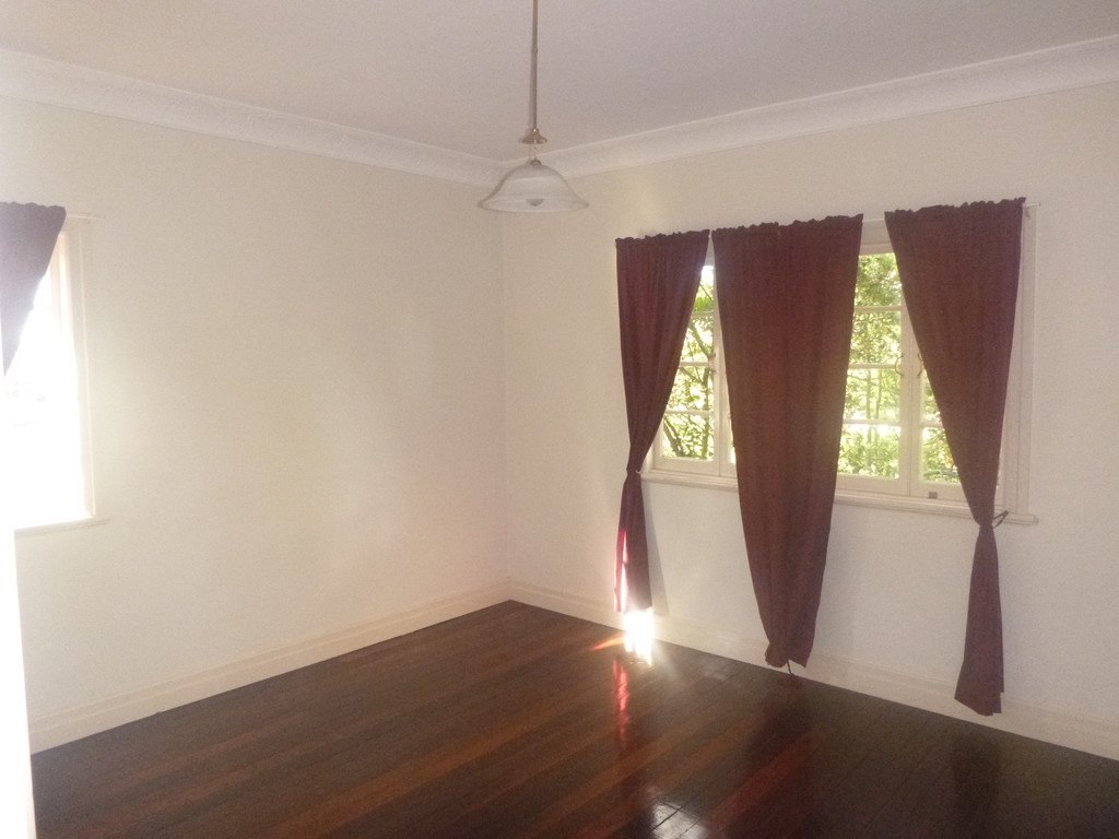 14 Chisholm Street STAFFORD HEIGHTS 7
