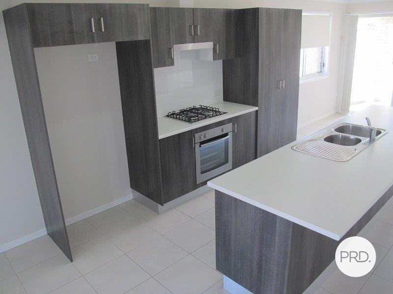 1/4 Cimba Street CLINTON 3