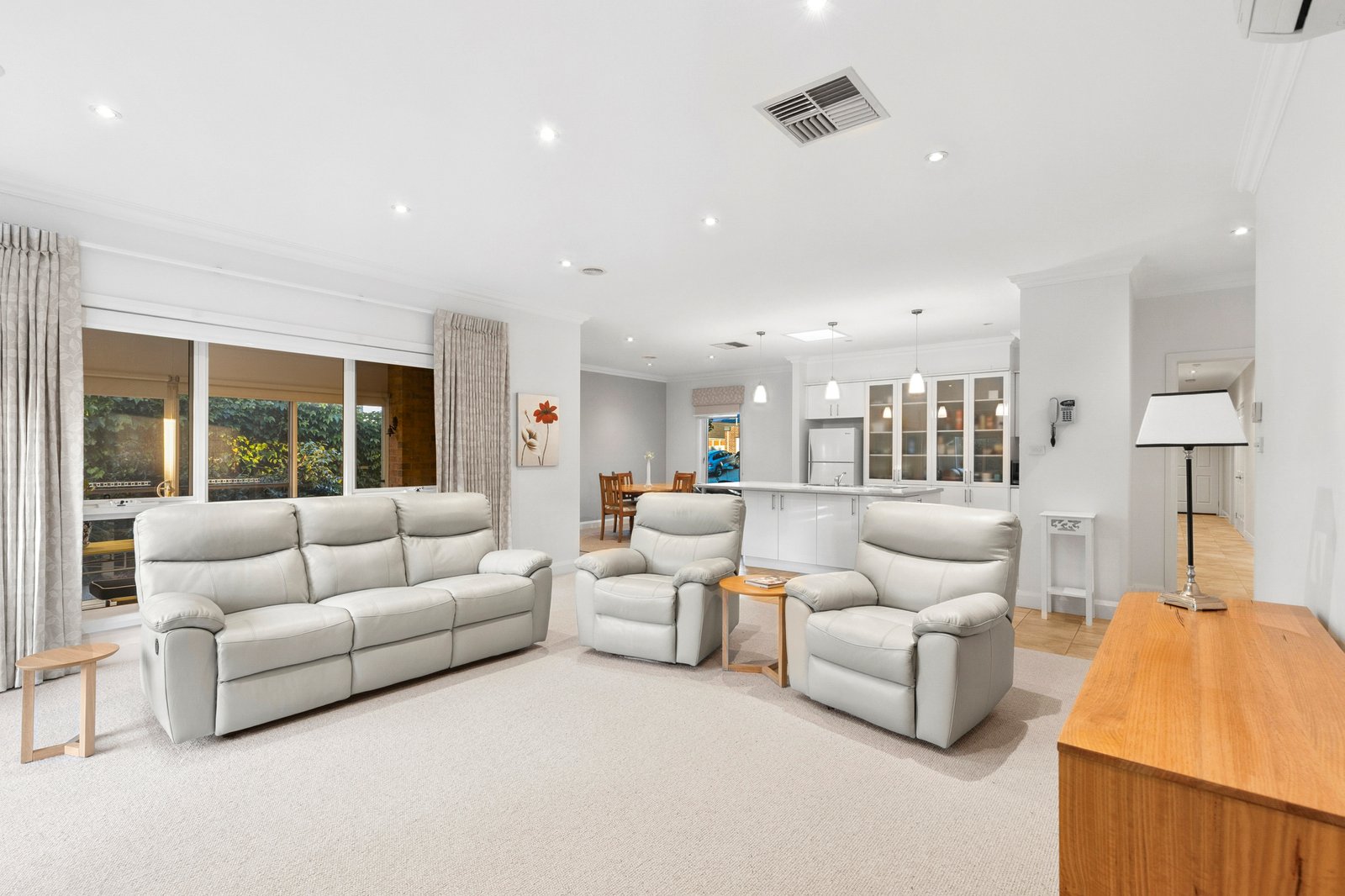 Gallery: 14 Cobb Court