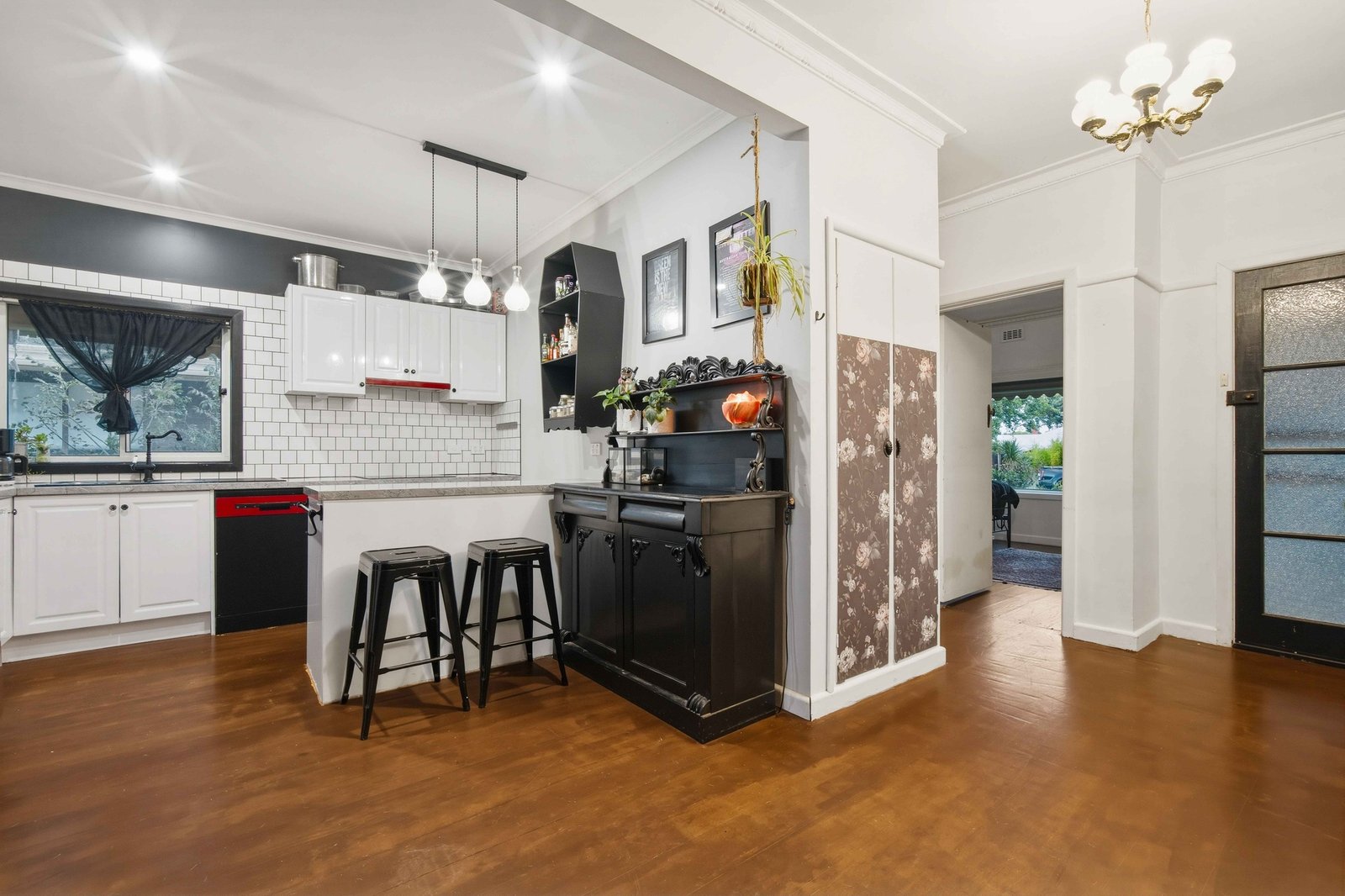 Gallery: 14 College Street