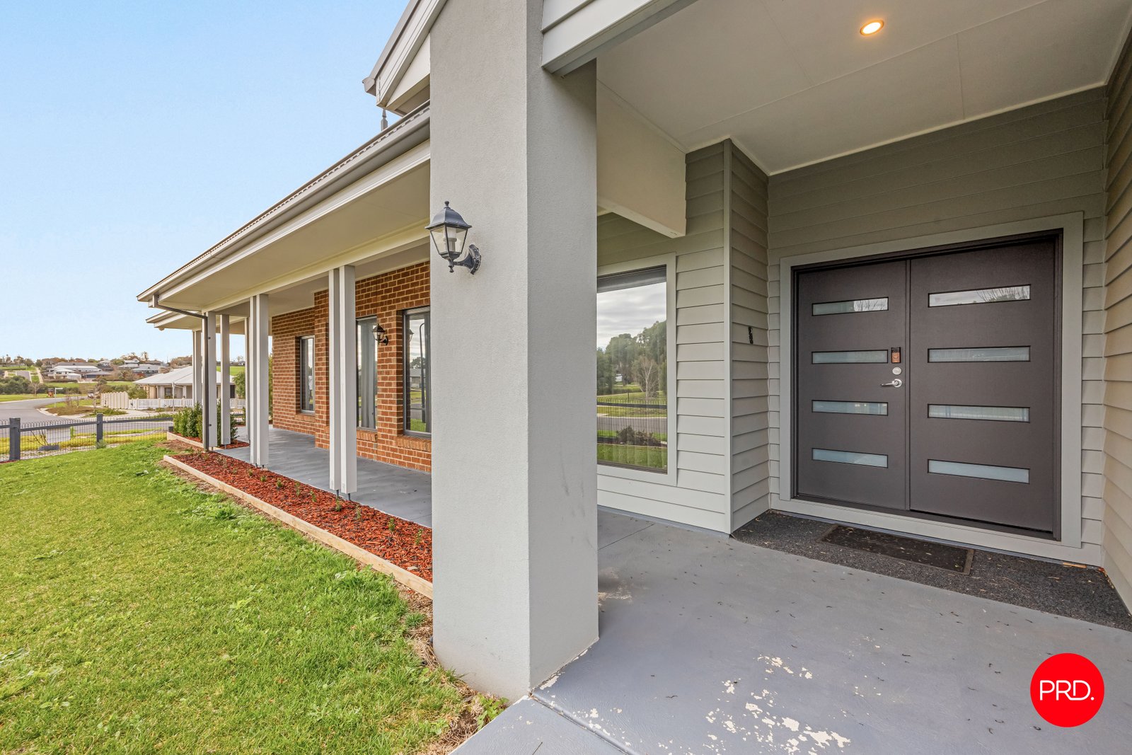 14 Collins Parade KYNETON 2