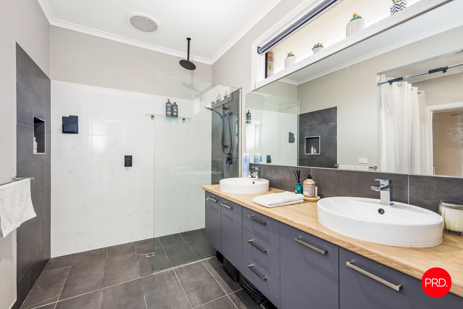 14 Collins Parade KYNETON 10