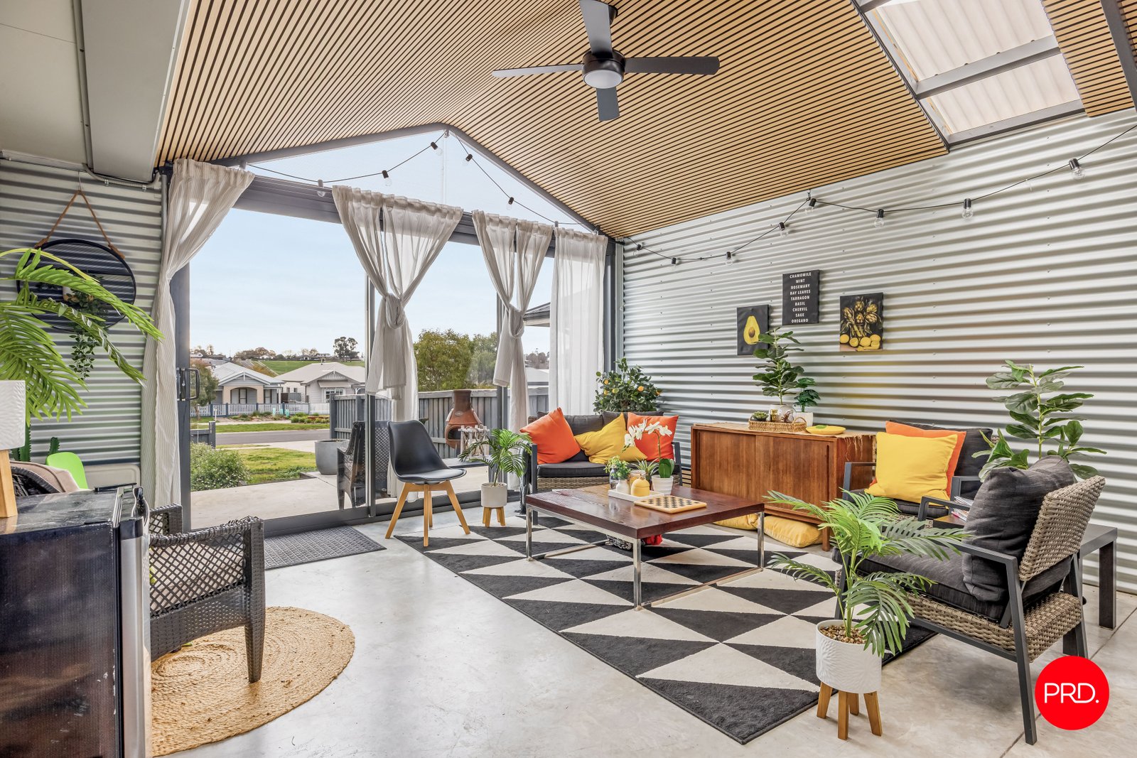 14 Collins Parade KYNETON 17
