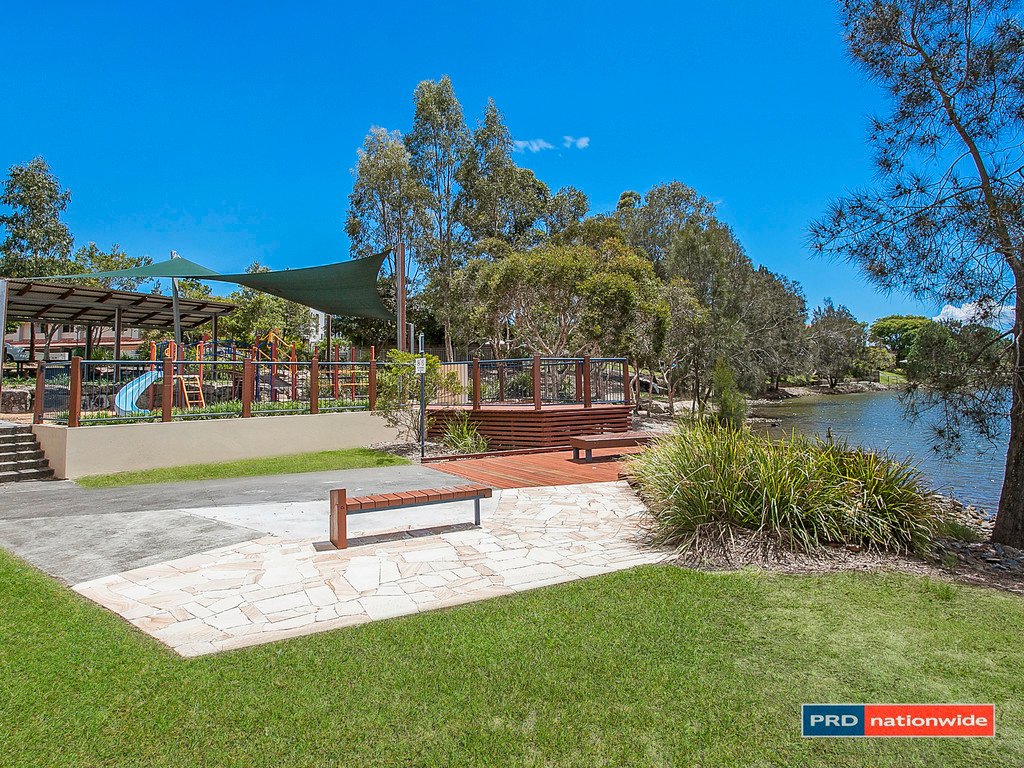 1/4 Comore Drive VARSITY LAKES 12