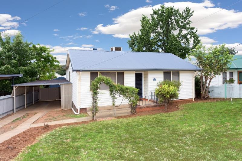 14 Condon Avenue MOUNT AUSTIN 1