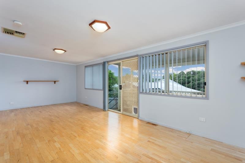 14 Condon Avenue MOUNT AUSTIN 2