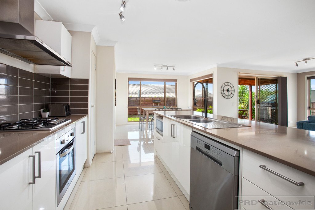 14 Coolabah Street ABERGLASSLYN 4